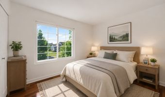 1141 Stonegate Rd, Algonquin, IL 60102