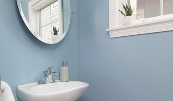 1 Rowen Ct, Boston, MA 02130
