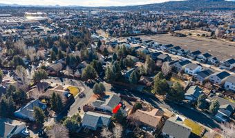 20732 Gallop Rd, Bend, OR 97701