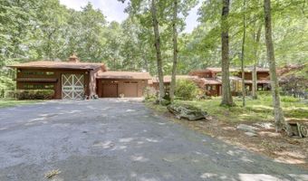 140 Old Willimantic Rd, Columbia, CT 06237