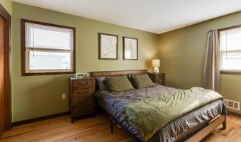 411 Pacific Ave, Beachwood, NJ 08722