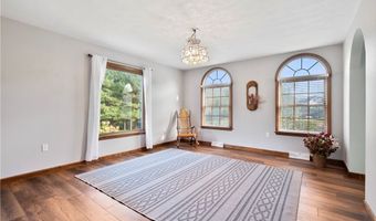 106 Good Luck Ln, Adams Twp., PA 16046