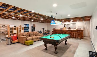 5901 Gibbs Rd, Andover, OH 44003