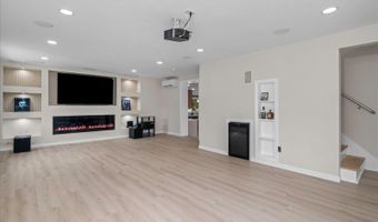 129 Owens Station Rd, Alloway, NJ 07418