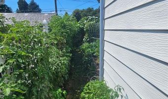 928 BLACK HILLS Ave, Alliance, NE 69301