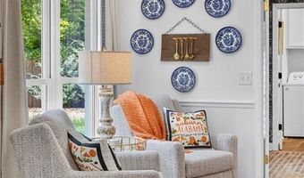 819 E UNIVERSITY Dr, Auburn, AL 36830