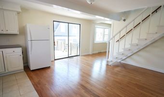 85 Ivy St, Branford, CT 06405