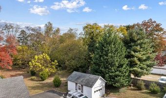 33 E GLOUCESTER Pike, Barrington, NJ 08007