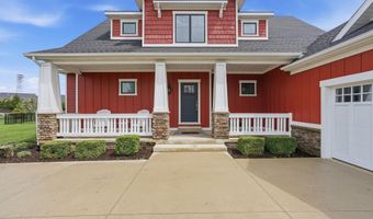 5587 Deer Hollow Rd, Auburn, IN 46706