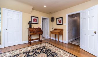 1431 WHEATSHEAF Ln, Abington, PA 19001