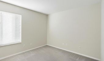 2536 White Oak Pl 1, Escondido, CA 92027