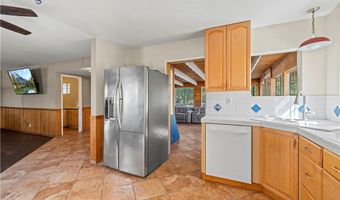 32651 Teller Ave, Agua Dulce, CA 91390