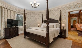 360 RUMSTICK Rd, Barrington, RI 02806