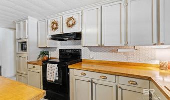 55056 Rabun Rd, Bay Minette, AL 36507