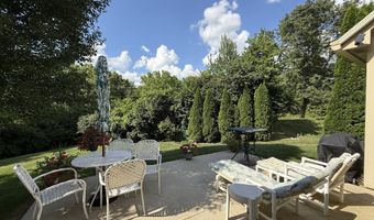 7312 Apple Cross Cir, Avon, IN 46123