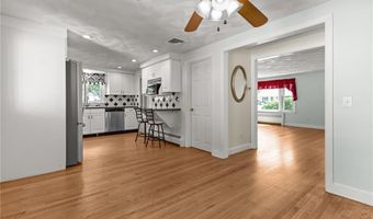 54 Frontier Rd, Warwick, RI 02889
