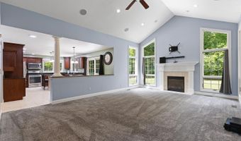 2850 Lee Marie Dr, Adrian, MI 49221