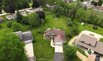 2539 W SUNNYVIEW Cir, Appleton, WI 54914