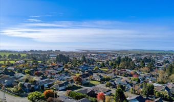 1184 Bayview St, Arcata, CA 95521