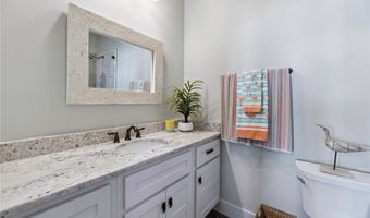 1009 Fiji Dr, Rockport, TX 78382