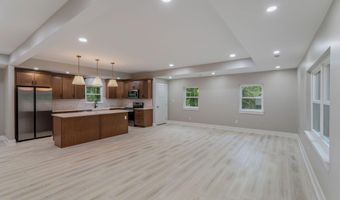 826 Long Mill Rd, Athens, TN 37303