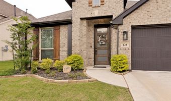 228 Shawnee Trl, Alvarado, TX 76009