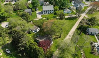 44 Kilburn St, Charlestown, RI 02813