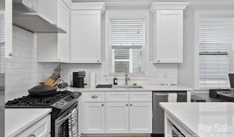 2151 Mcclintock Rd 112, Charlotte, NC 28205