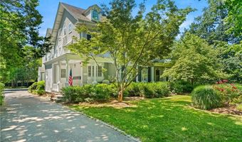141 Narragansett Ave 2C, Newport, RI 02840