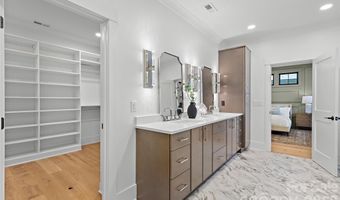 2425 Lola Ave, Charlotte, NC 28205