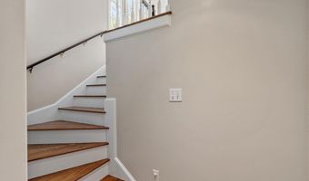 9 Ladyslipper Ln, Acton, MA 01720