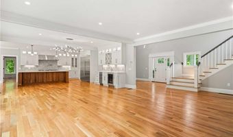 105 Princess Pine Dr, East Greenwich, RI 02818