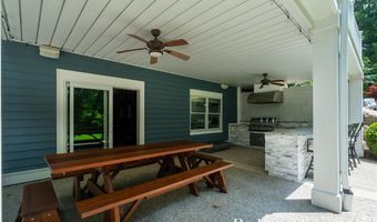 1977 EMERALD GLEN Ct, Ada, MI 49301