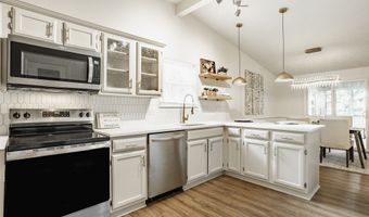 8740 Royal Meadow Dr, Indianapolis, IN 46217