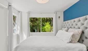 903 Redwood Dr, Aptos, CA 95003