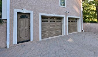 191 Cherry Ln, Airmont, NY 10952