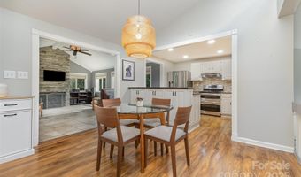 7215 Connan Ln, Charlotte, NC 28226