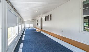 2 Windsor Dr, Alfred, ME 04002