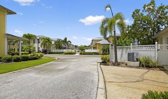 123 Aberdeen Pond Dr, Apollo Beach, FL 33572
