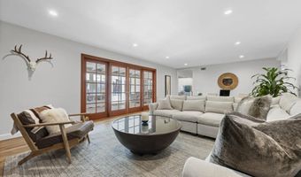 10933 Sunray Pl, La Mesa, CA 91941