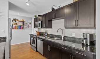 1200 STEUART St 326, Baltimore, MD 21230