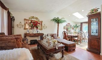 52 Urquhart St, Cranston, RI 02920
