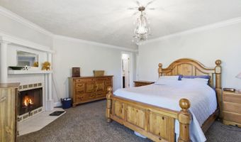 243 E 508th Rd, Aldrich, MO 65601