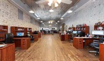 1026 NOBLE St, Anniston, AL 36207