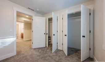 1261 N Trappers Rdg, Ammon, ID 83401