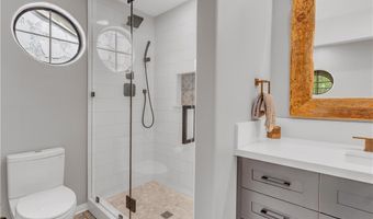 29729 Strawberry Hill Dr, Agoura Hills, CA 91301