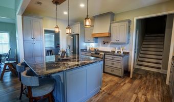 315 CROSBY CHAPEL CH, Baxley, GA 31513