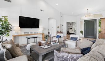 1465 W ISLAND Cir, Chandler, AZ 85248