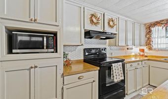 55056 Rabun Rd, Bay Minette, AL 36507