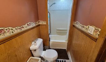 327 Long Lake Ave, Alpena, MI 49707